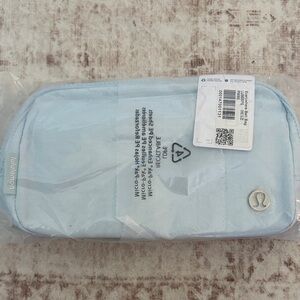 NWT lululemon Powder Blue Belt Bag  Waist Pouch